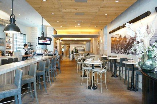 Delphine Eatery & Bar